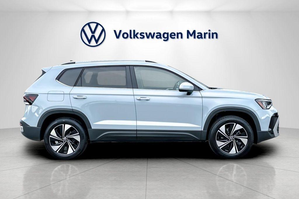 new 2026 Volkswagen Taos car, priced at $32,187
