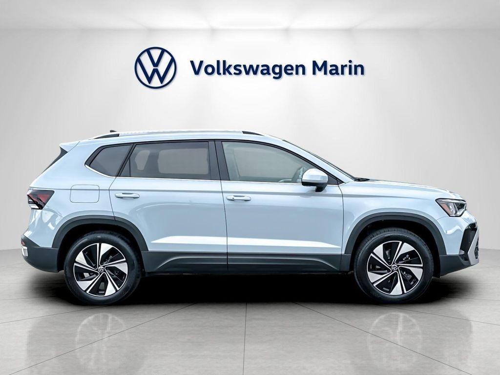 new 2026 Volkswagen Taos car, priced at $32,187