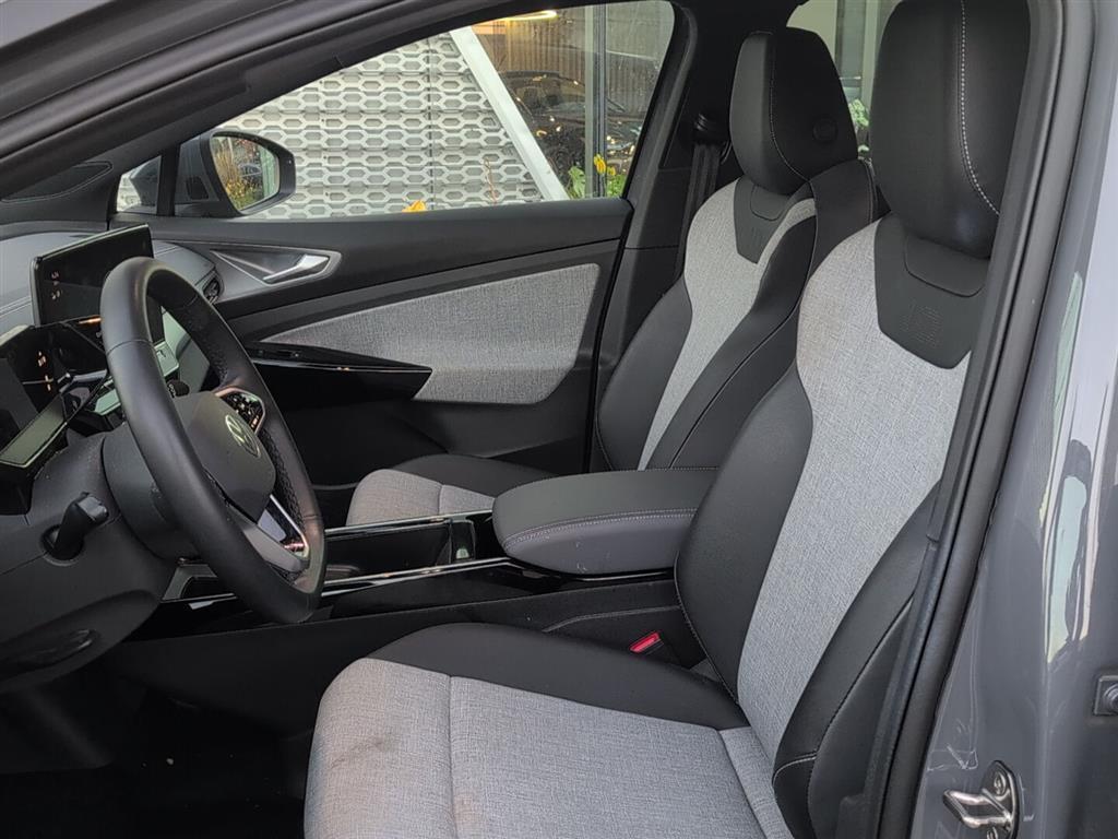 used 2023 Volkswagen ID.4 car, priced at $20,999