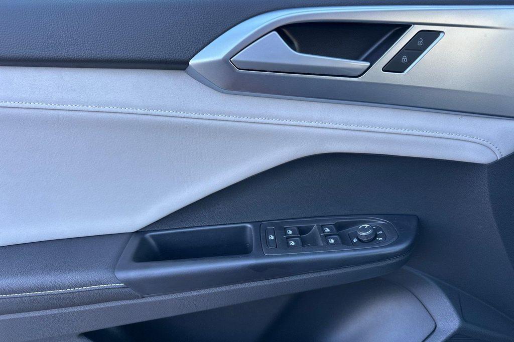 new 2026 Volkswagen Taos car, priced at $32,217