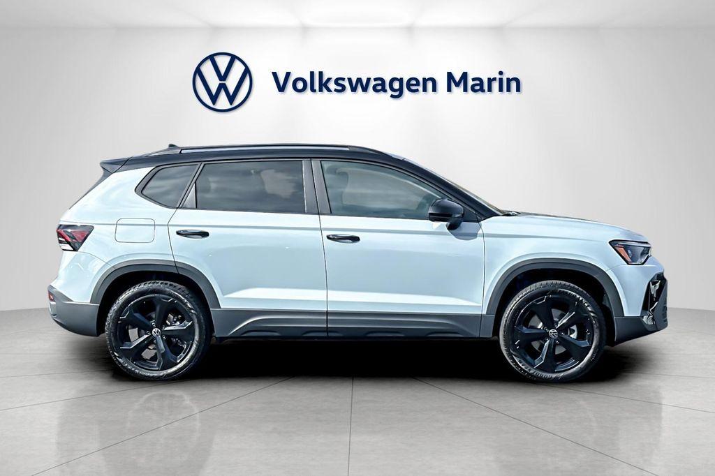 new 2026 Volkswagen Taos car, priced at $33,631