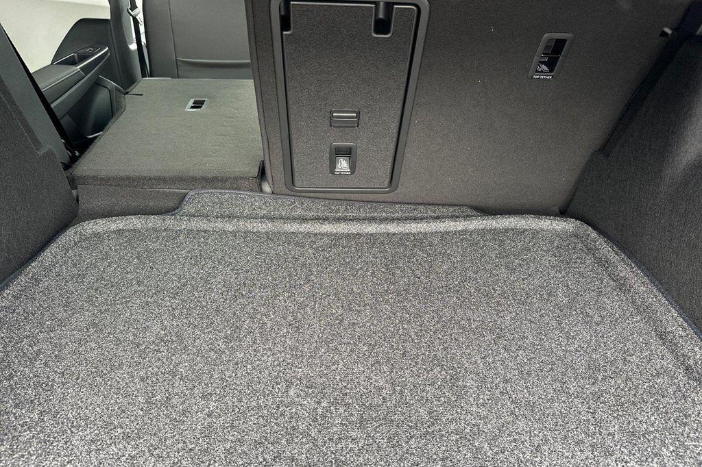 new 2026 Volkswagen Taos car, priced at $32,217