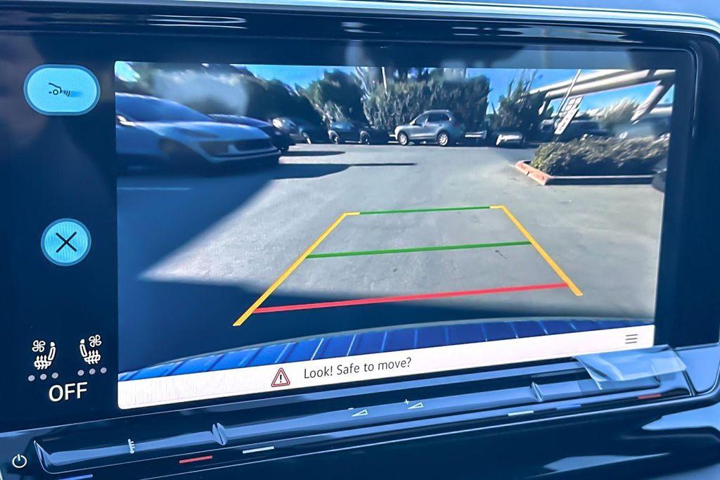 new 2026 Volkswagen Atlas car, priced at $39,712