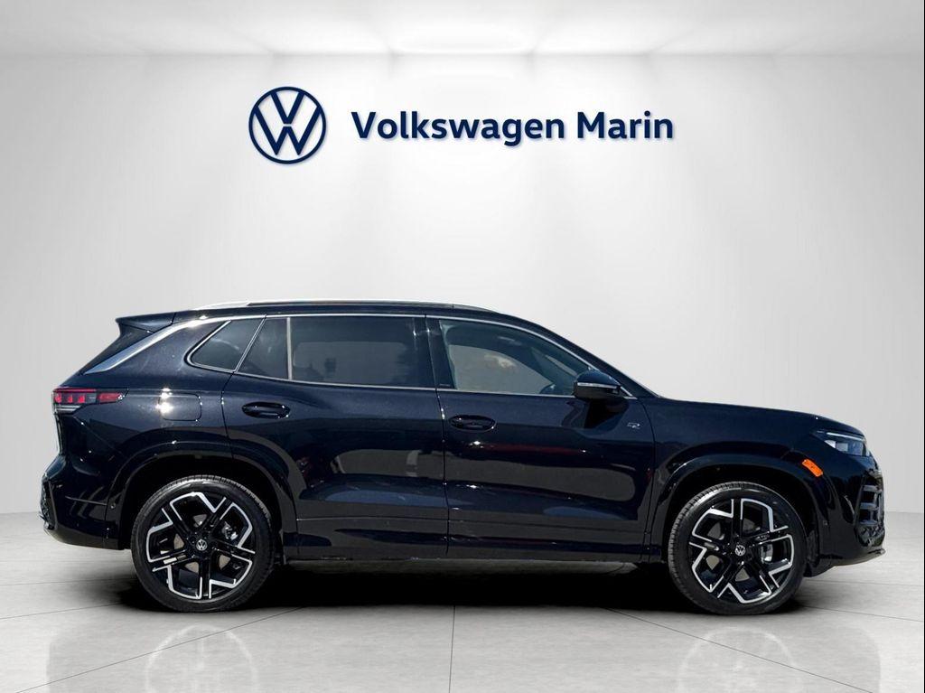 new 2026 Volkswagen Tiguan car, priced at $45,767