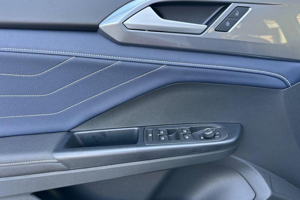 new 2026 Volkswagen Taos car, priced at $36,929