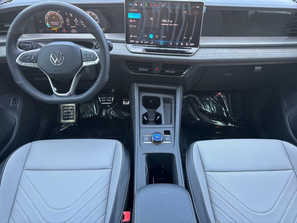 new 2026 Volkswagen Tiguan car, priced at $39,921
