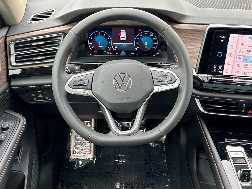 new 2026 Volkswagen Atlas car, priced at $56,083