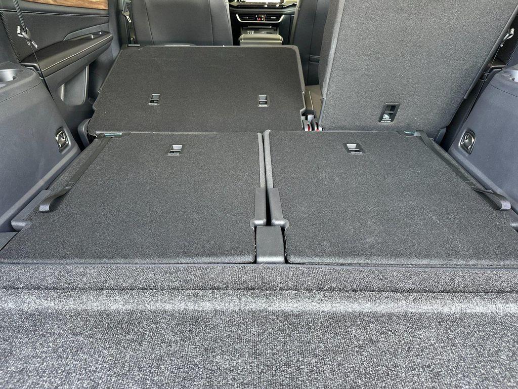 new 2026 Volkswagen Atlas car, priced at $41,262