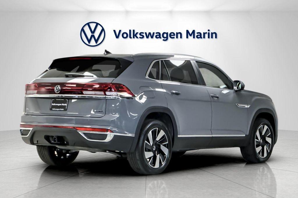 new 2026 Volkswagen Atlas Cross Sport car, priced at $49,545