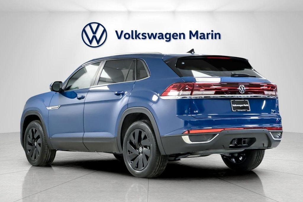 new 2026 Volkswagen Atlas Cross Sport car, priced at $47,001