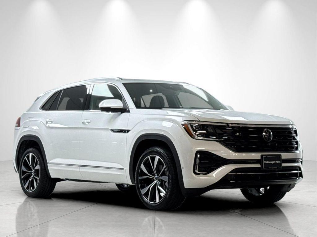 new 2026 Volkswagen Atlas Cross Sport car, priced at $54,500