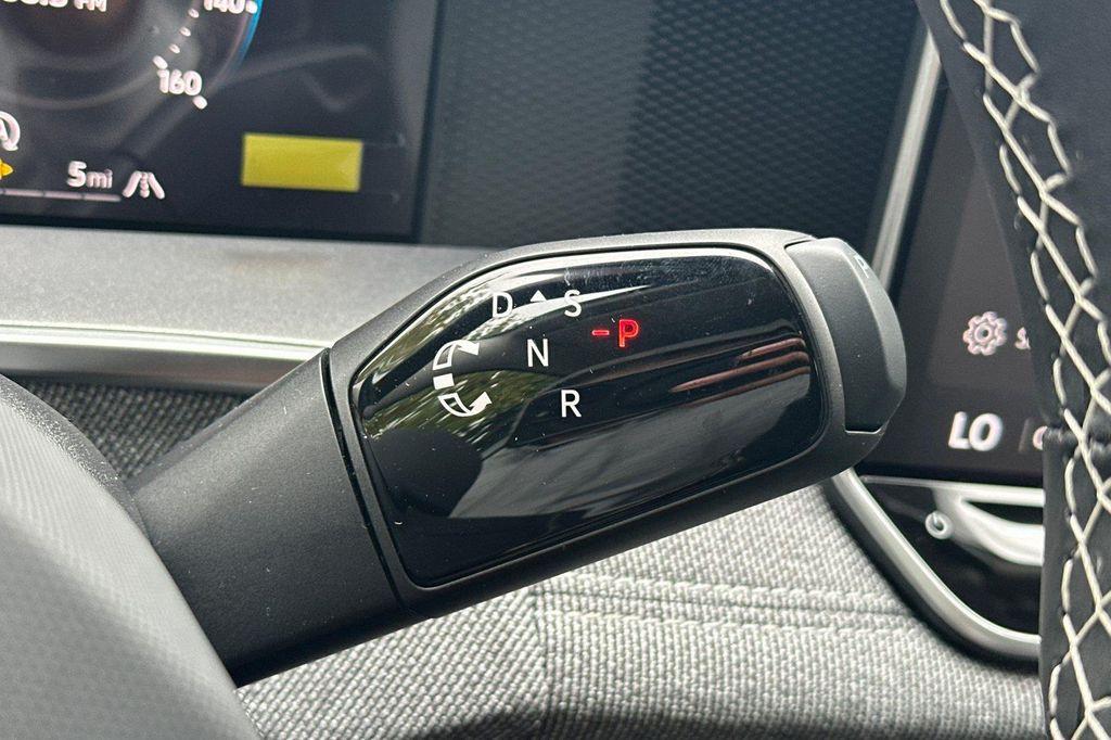 new 2026 Volkswagen Tiguan car, priced at $32,418