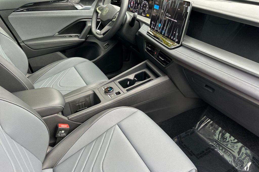 new 2026 Volkswagen Tiguan car, priced at $35,896