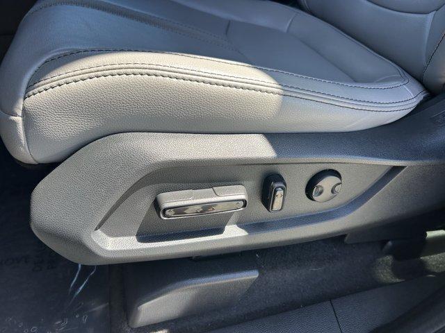 used 2023 Honda Pilot car, priced at $31,073