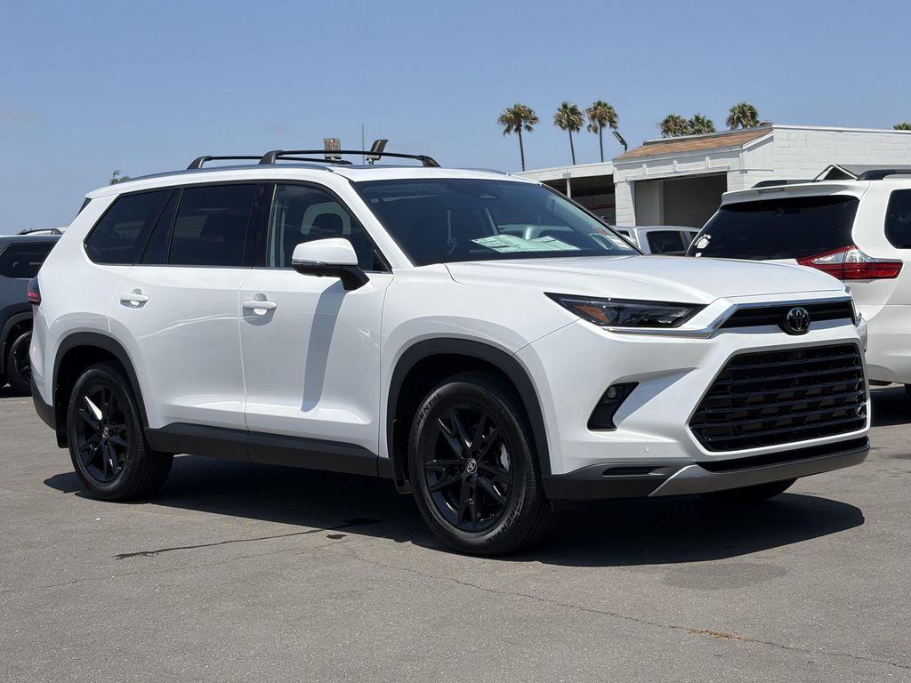 new 2026 Toyota Grand Highlander Hybrid car