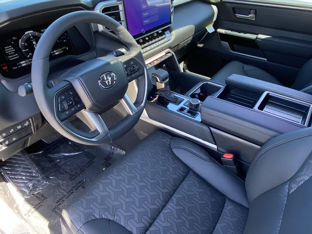new 2025 Toyota Tundra Hybrid car