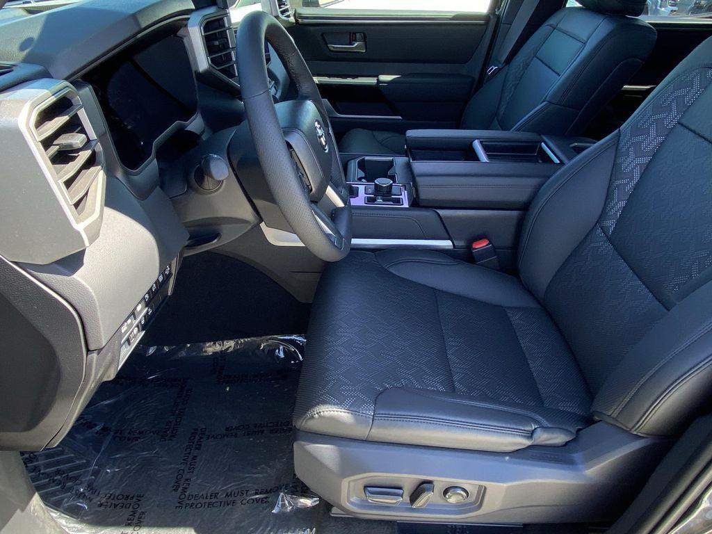 new 2025 Toyota Tundra Hybrid car