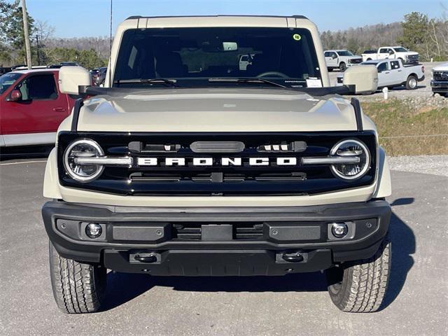 new 2025 Ford Bronco car, priced at $53,006