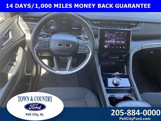 used 2024 Jeep Grand Cherokee car, priced at $29,990