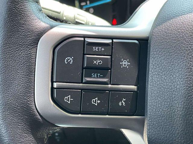 used 2023 Ford Expedition car, priced at $42,721