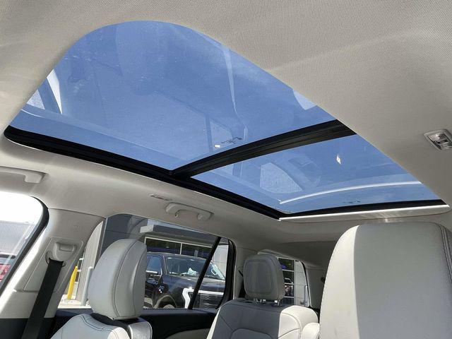used 2025 Lincoln Aviator car, priced at $56,500
