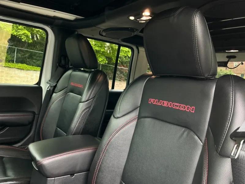 used 2021 Jeep Wrangler Unlimited car, priced at $35,995