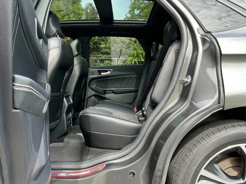 used 2019 Ford Edge car, priced at $18,995