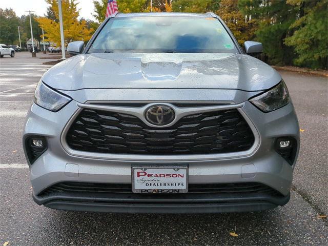 used 2023 Toyota Highlander car, priced at $34,995