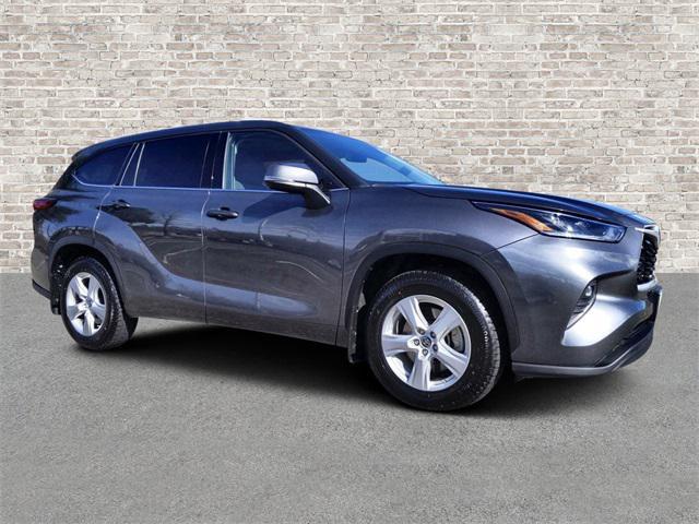 used 2021 Toyota Highlander car, priced at $24,998
