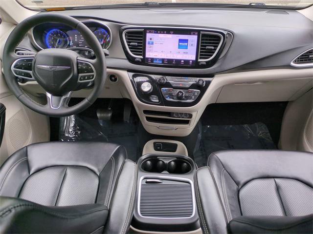 used 2024 Chrysler Pacifica car, priced at $26,995