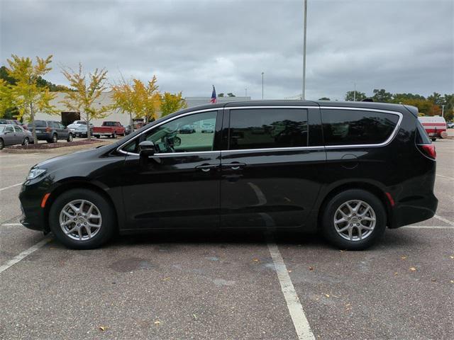 used 2024 Chrysler Pacifica car, priced at $26,995