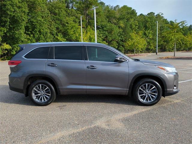 used 2017 Toyota Highlander car, priced at $19,695