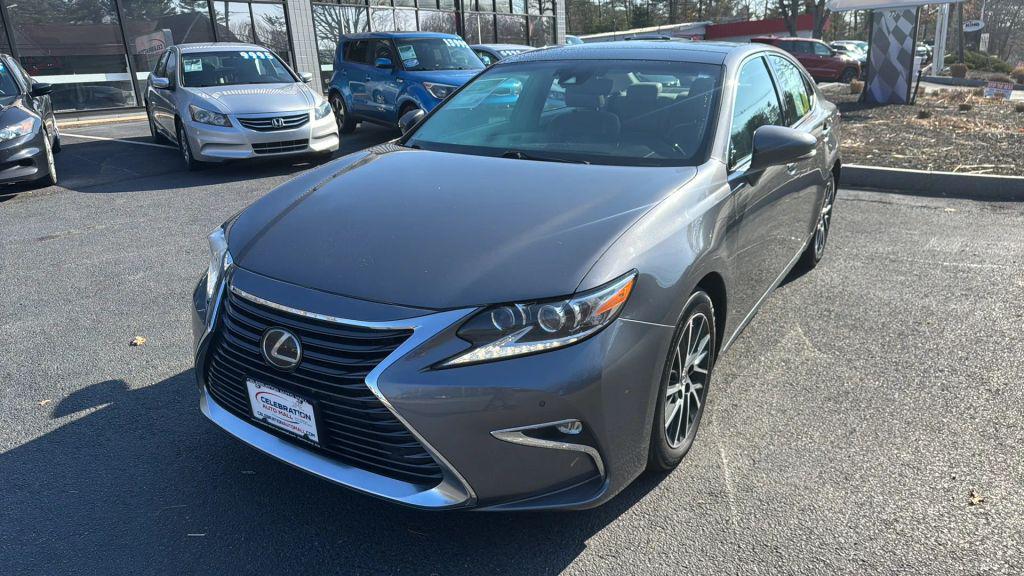 used 2018 Lexus ES 350 car, priced at $16,495