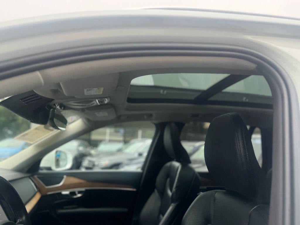 used 2022 Volvo XC90 car, priced at $33,995