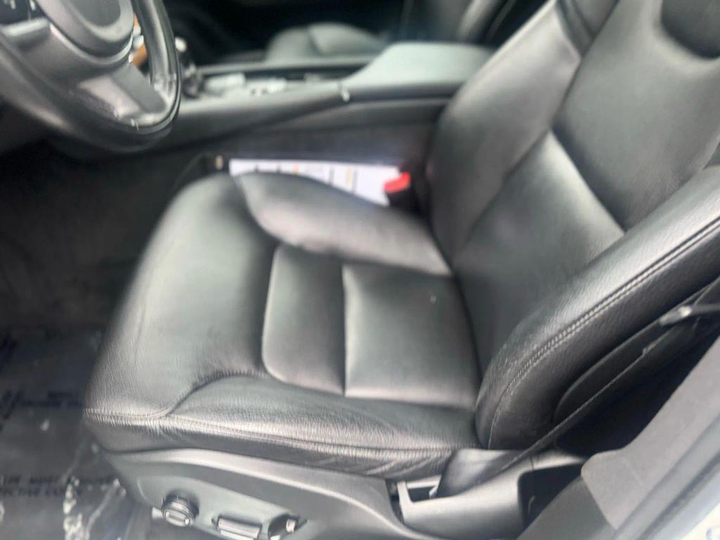 used 2022 Volvo XC90 car, priced at $33,995