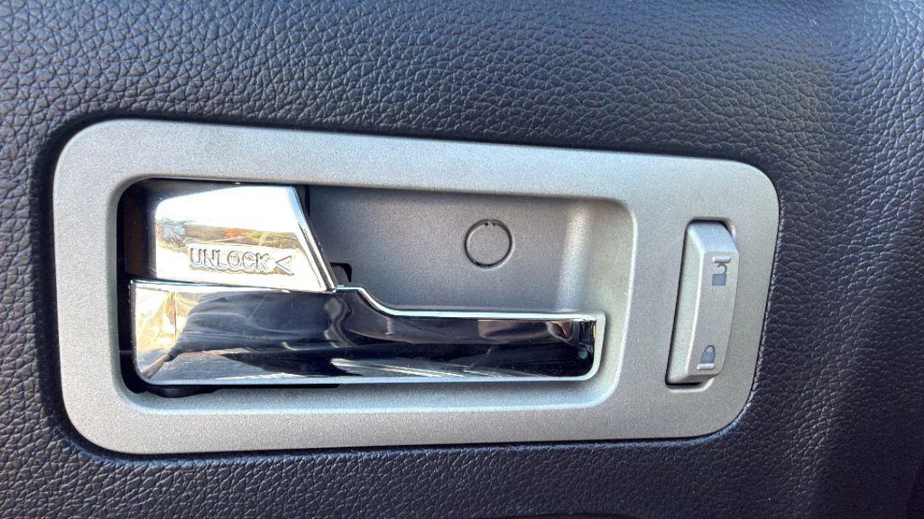 used 2008 Lincoln MKZ car, priced at $7,995