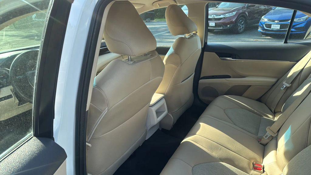 used 2018 Toyota Camry Hybrid car, priced at $14,995