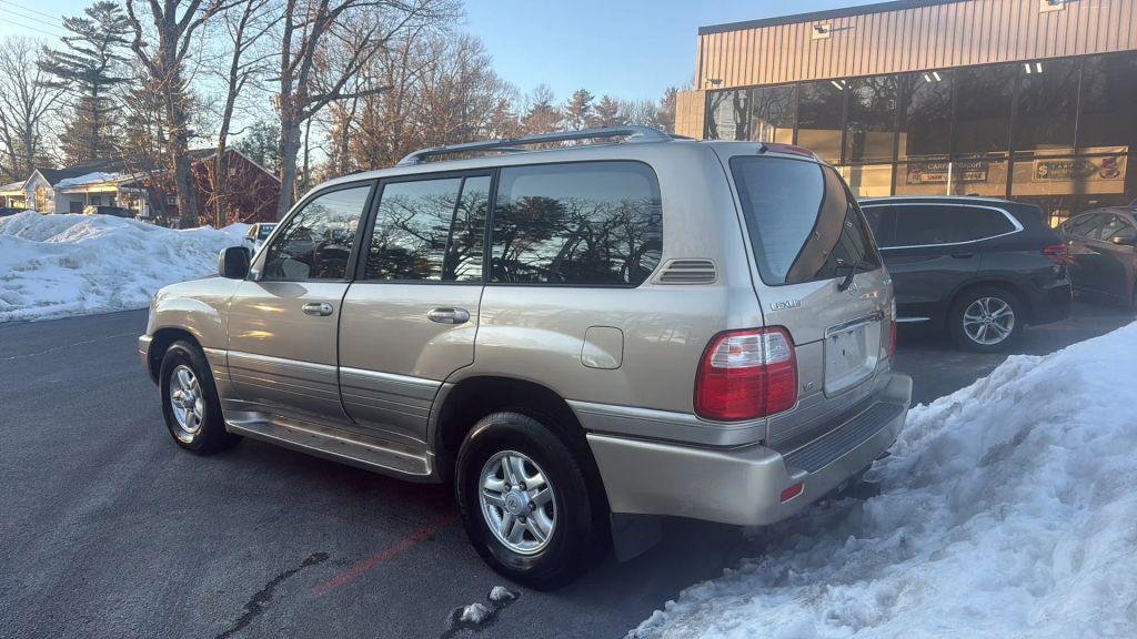 used 2000 Lexus LX 470 car, priced at $7,995