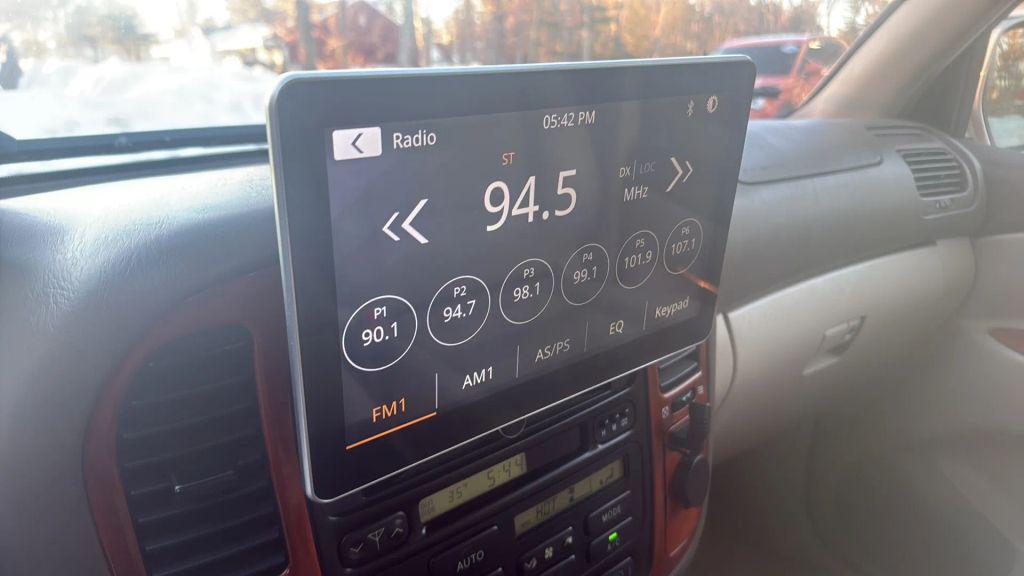 used 2000 Lexus LX 470 car, priced at $7,995