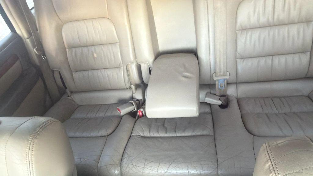 used 2000 Lexus LX 470 car, priced at $7,995