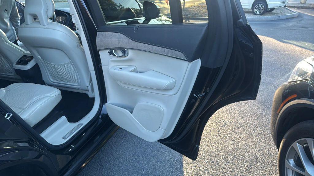 used 2021 Volvo XC90 car, priced at $25,995