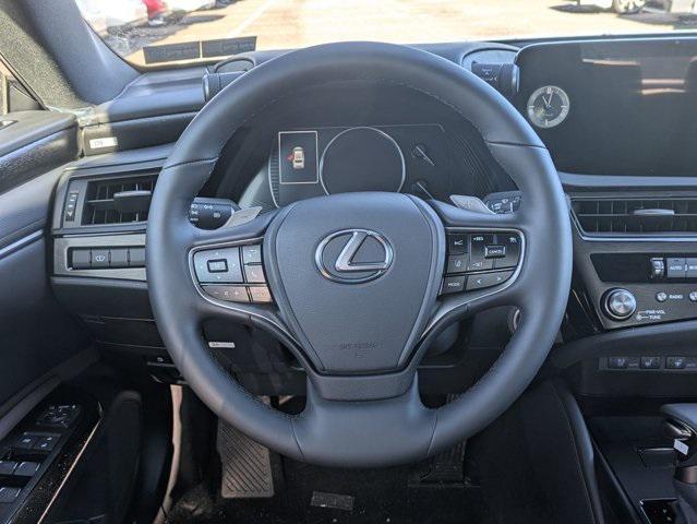 new 2025 Lexus ES 350 car, priced at $50,639