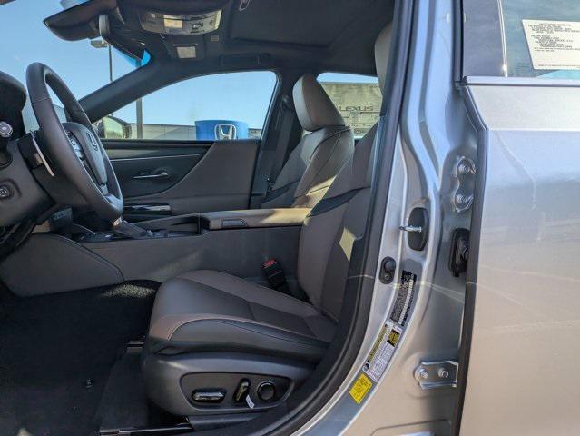 new 2025 Lexus ES 350 car, priced at $50,639