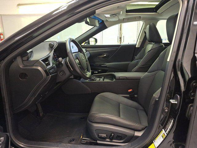 used 2024 Lexus ES 300h car, priced at $44,090