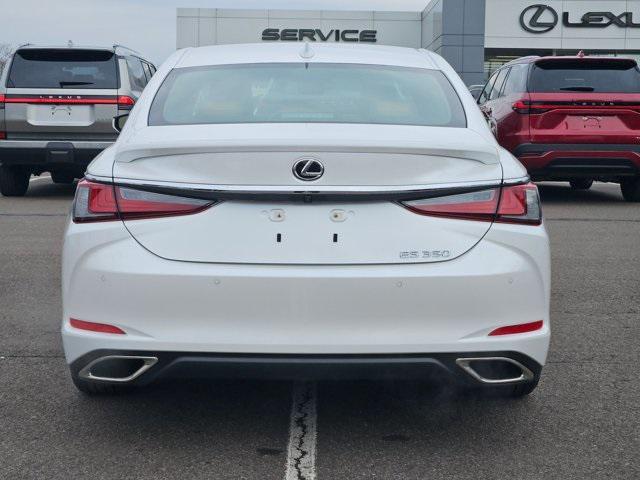new 2025 Lexus ES 350 car, priced at $48,175