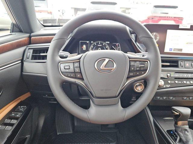new 2025 Lexus ES 350 car, priced at $48,175