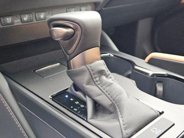 new 2025 Lexus ES 350 car, priced at $48,175