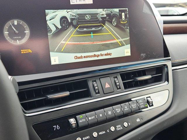 new 2025 Lexus ES 350 car, priced at $48,175