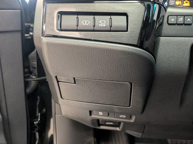 new 2025 Lexus ES 350 car, priced at $53,788