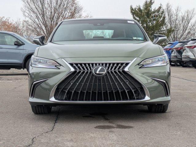 new 2025 Lexus ES 350 car, priced at $56,269
